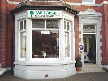 Ash Lodge - Guest House Blackpool Exteriör bild